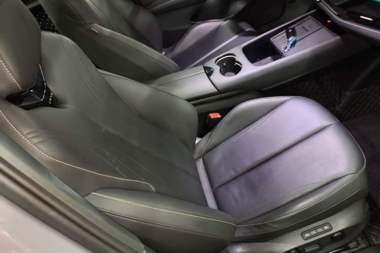 Used Volkswagen ID.UNYX 2024 Revised Ultra Long-Range Version Right Front Seat