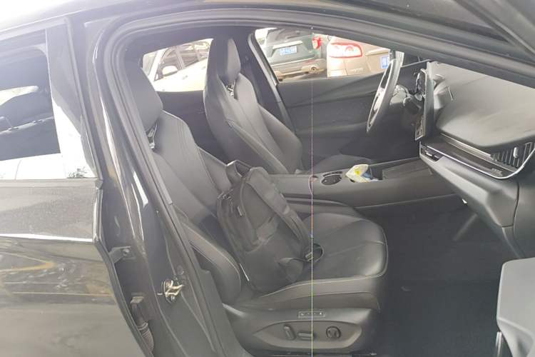 Used Volkswagen ID.UNYX 2024 Revised Ultra Long-Range Version Right Front Seat