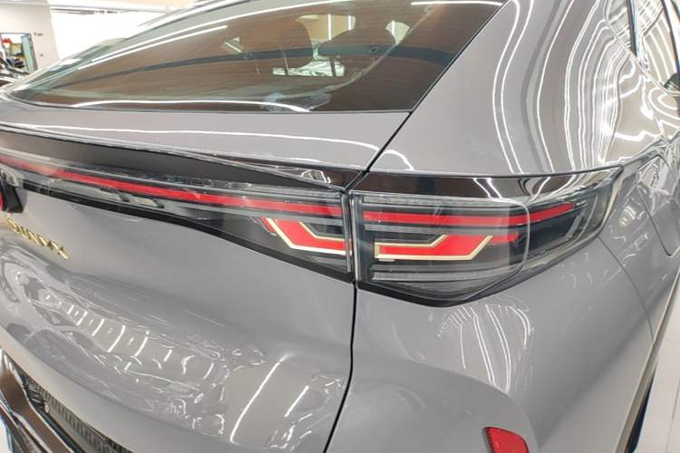 Used Volkswagen ID.UNYX 2024 Revised Ultra Long-Range Version Right Rear Taillight