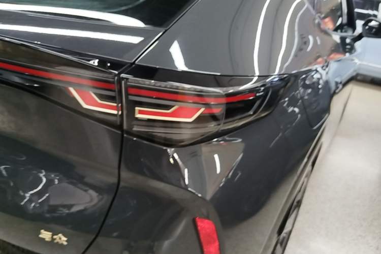 Used Volkswagen ID.UNYX 2024 Ultra Long-Range Version Right Rear Taillight