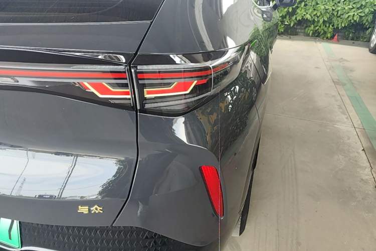 Used Volkswagen ID.UNYX 2024 Revised Ultra Long-Range Version Right Rear Taillight