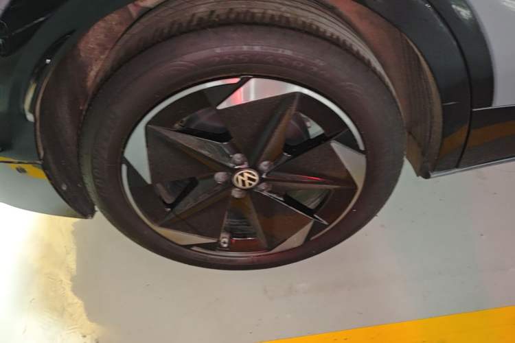 Used Volkswagen ID.UNYX 2024 Revised Ultra Long-Range Version Right Rear Wheel Hub