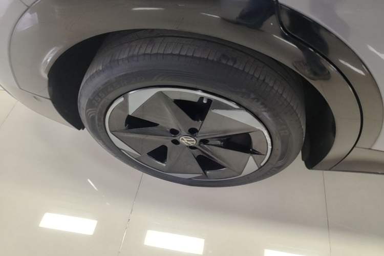 Used Volkswagen ID.UNYX 2024 Revised Ultra Long-Range Version Right Rear Wheel Hub