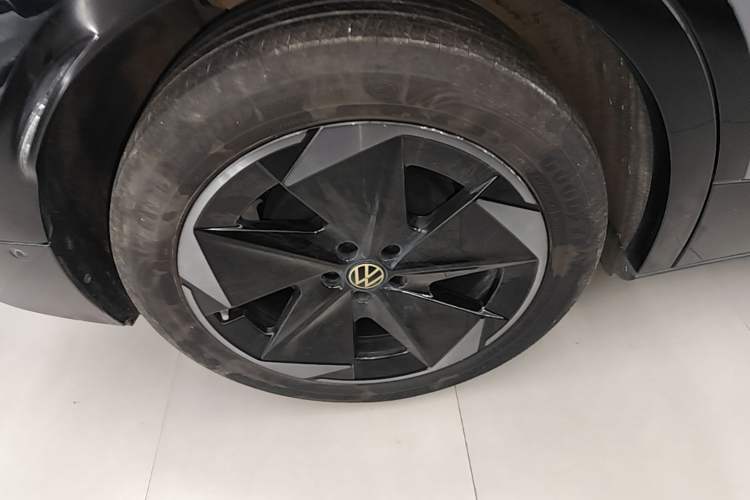 Used Volkswagen ID.UNYX 2024 Revised Ultra Long-Range Version Right Rear Wheel Hub