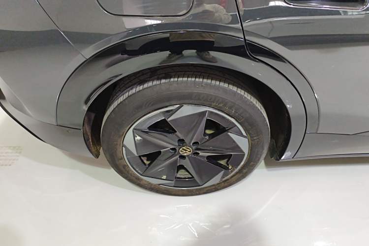 Used Volkswagen ID.UNYX 2024 Revised Pro Long-Range Version Right Rear Wheel Hub