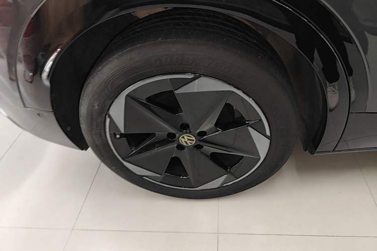 Used Volkswagen ID.UNYX 2024 Revised Ultra Long-Range Version Right Rear Wheel Hub