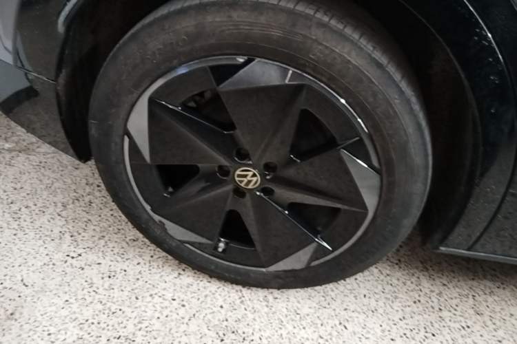 Used Volkswagen ID.UNYX 2024 Ultra Long-Range Version Right Rear Wheel Hub