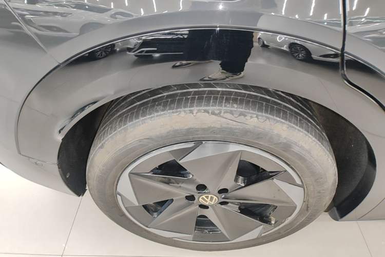 Used Volkswagen ID.UNYX 2024 Revised Ultra Long-Range Version Right Rear Wheel Hub
