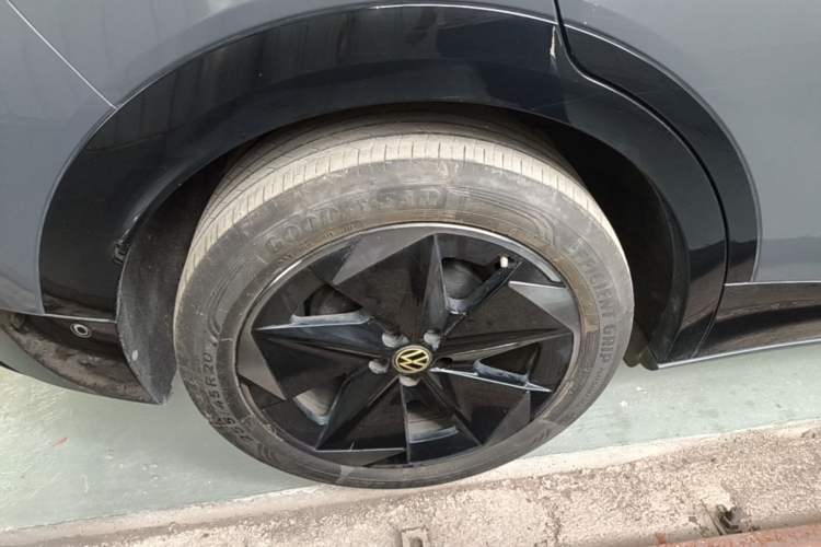Used Volkswagen ID.UNYX 2024 Revised Ultra Long-Range Version Right Rear Wheel Hub