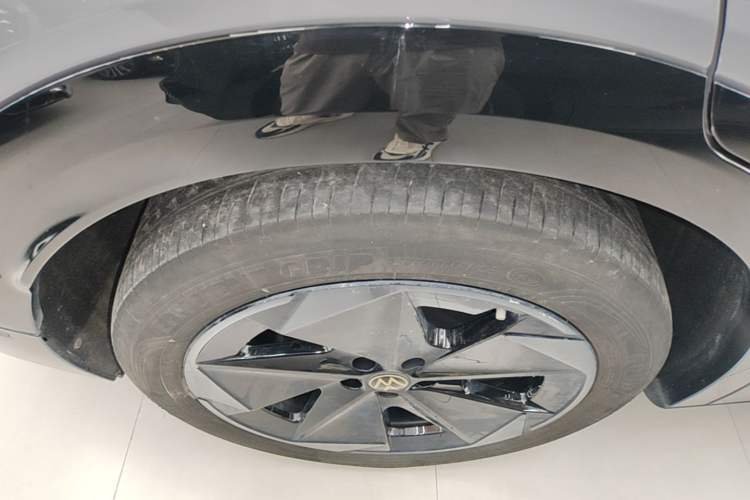 Used Volkswagen ID.UNYX 2024 Revised Ultra Long-Range Version Right Rear Wheel Hub