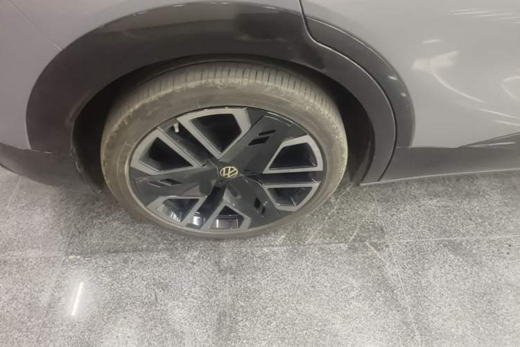 Used Volkswagen ID.UNYX 2024 Revised Version Max High-Performance Edition Right Rear Wheel Hub