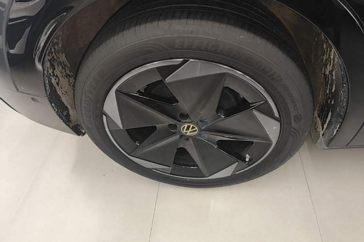 Used Volkswagen ID.UNYX 2024 Revised Ultra Long-Range Version Right Rear Wheel Hub