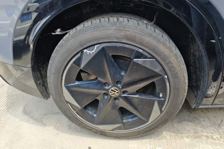 Used Volkswagen ID.UNYX 2024 Revised Pro Long-Range Version Right Rear Wheel Hub