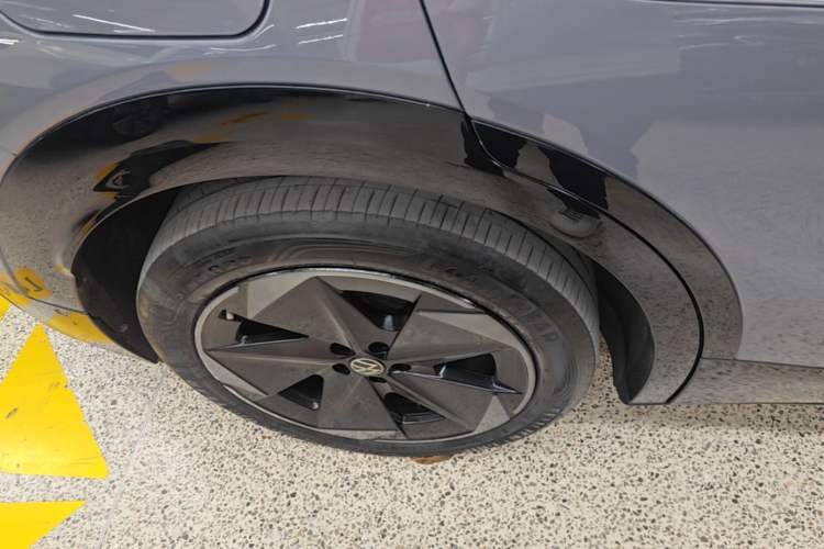 Used Volkswagen ID.UNYX 2024 Revised Ultra Long-Range Version Right Rear Wheel Hub