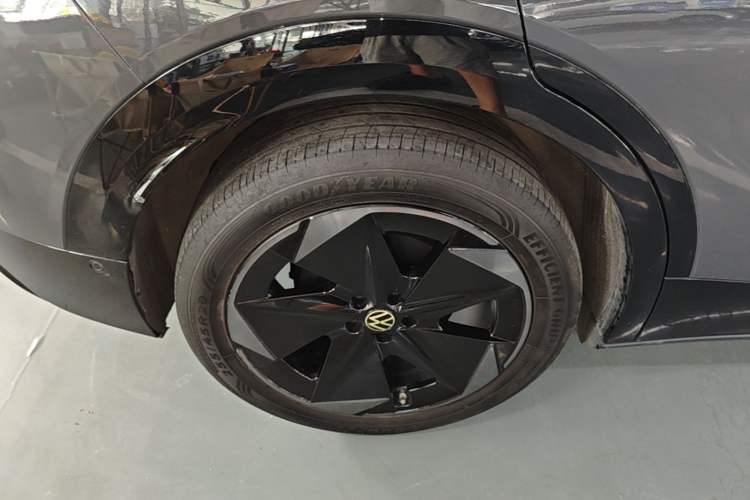 Used Volkswagen ID.UNYX 2024 Pro Long-Range Version Right Rear Wheel Hub