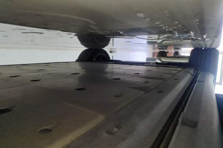 Used Volkswagen ID.UNYX 2024 Revised Ultra Long-Range Version Right Side Sill