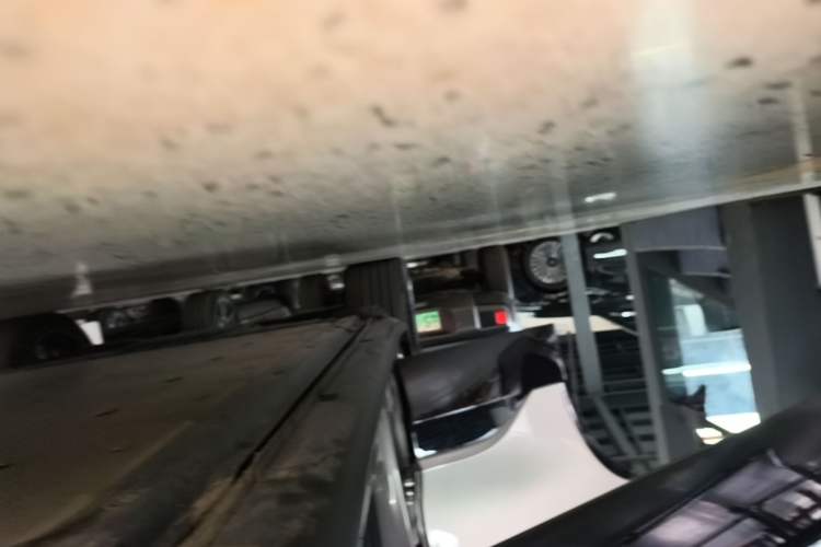 Used Volkswagen ID.UNYX 2024 Revised Ultra Long-Range Version Right Side Sill