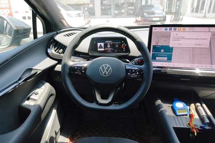Used Volkswagen ID.UNYX 2024 Revised Pro Long-Range Version Steering Wheel