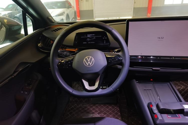 Used Volkswagen ID.UNYX 2024 Revised Pro Long-Range Version Steering Wheel