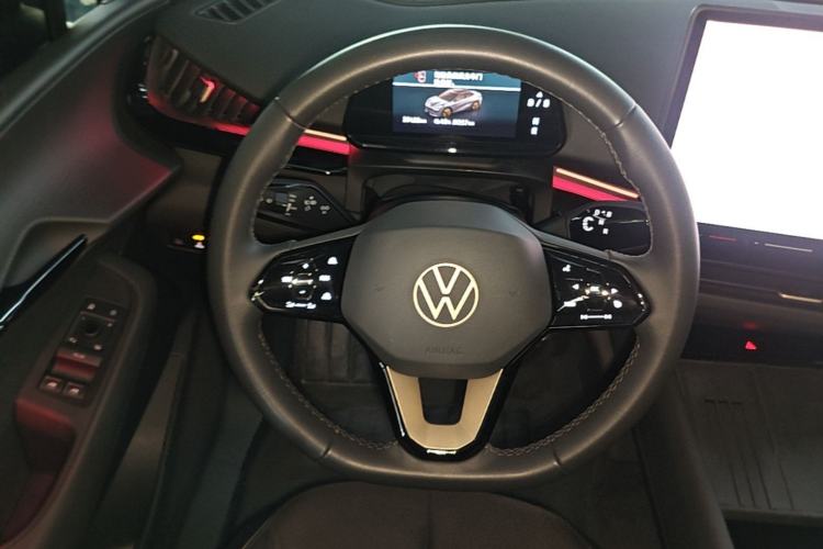 Used Volkswagen ID.UNYX 2024 Pro Long-Range Version Steering Wheel