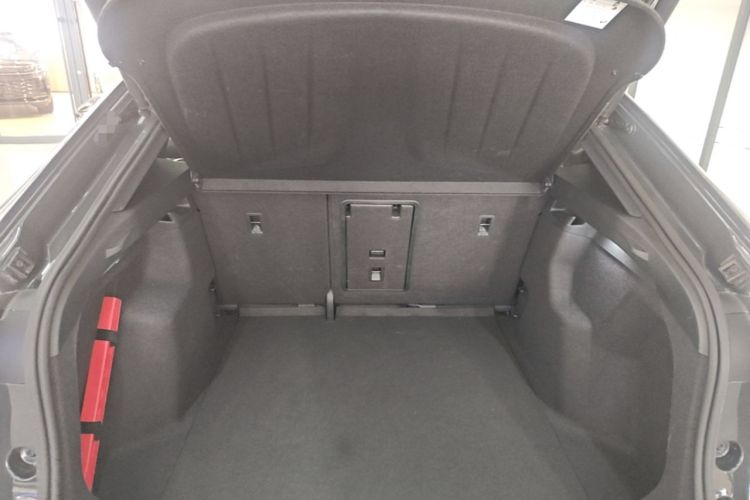 Used Volkswagen ID.UNYX 2024 Ultra Long-Range Version Trunk