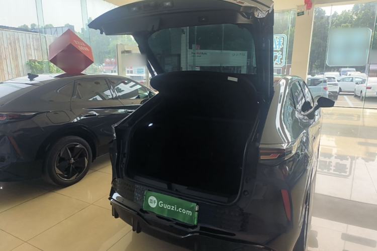Used Volkswagen ID.UNYX 2024 Revised Pro Long-Range Version Trunk