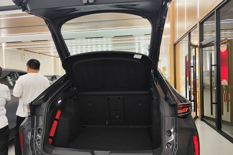 Used Volkswagen ID.UNYX 2024 Revised Ultra Long-Range Version Trunk