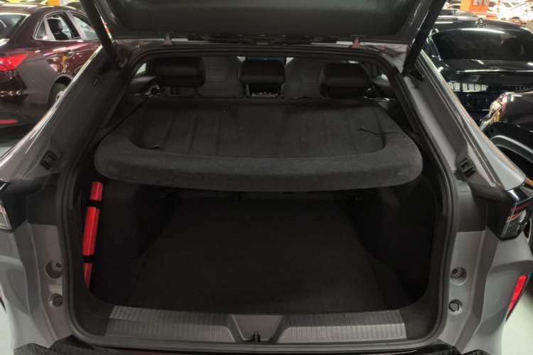 Used Volkswagen ID.UNYX 2024 Revised Ultra Long-Range Version Trunk