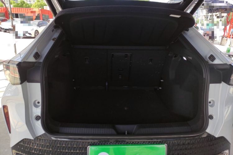 Used Volkswagen ID.UNYX 2024 Ultra Long-Range Version Trunk