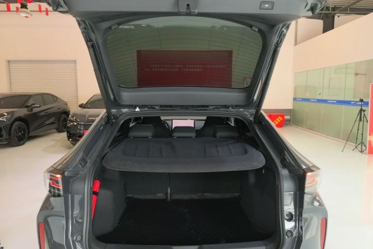 Used Volkswagen ID.UNYX 2024 Revised Pro Long-Range Version Trunk