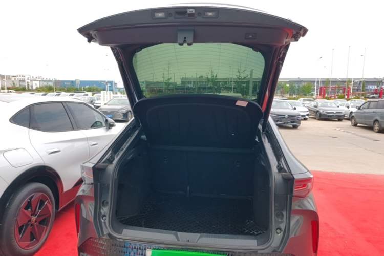 Used Volkswagen ID.UNYX 2024 Revised Pro Long-Range Version Trunk