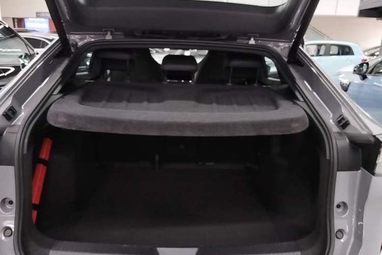 Used Volkswagen ID.UNYX 2024 Ultra Long-Range Version Trunk