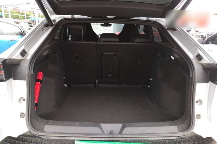 Used Volkswagen ID.UNYX 2024 Ultra Long-Range Version Trunk