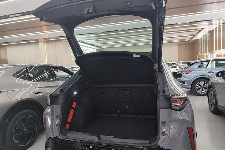 Used Volkswagen ID.UNYX 2024 Revised Ultra Long-Range Version Trunk