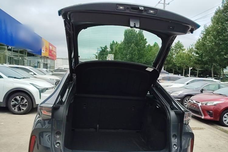 Used Volkswagen ID.UNYX 2024 Revised Pro Long-Range Version Trunk