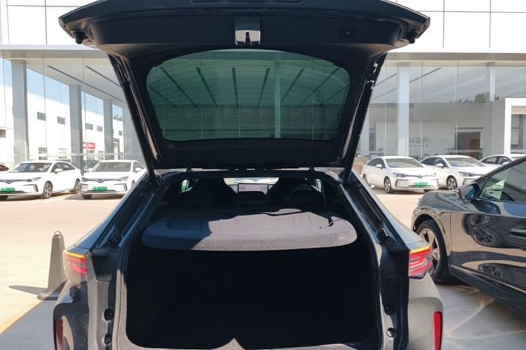 Used Volkswagen ID.UNYX 2024 Revised Pro Long-Range Version Trunk