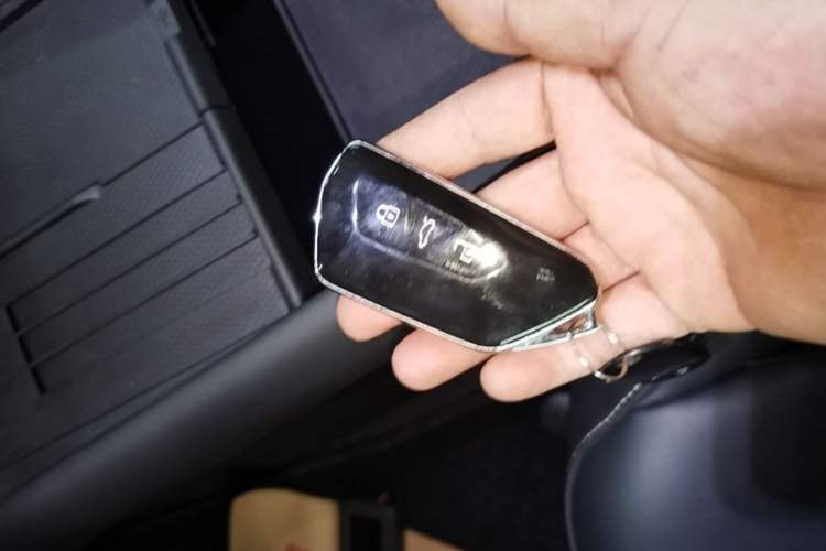 Used Volkswagen ID.UNYX 2024 Ultra Long-Range Version Vehicle Key