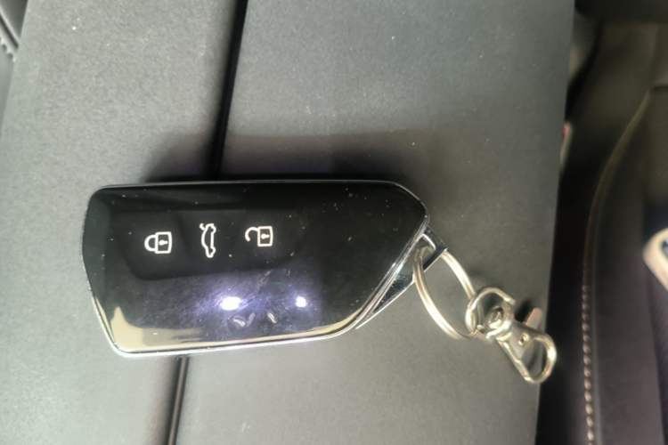 Used Volkswagen ID.UNYX 2024 Revised Pro Long-Range Version Vehicle Key