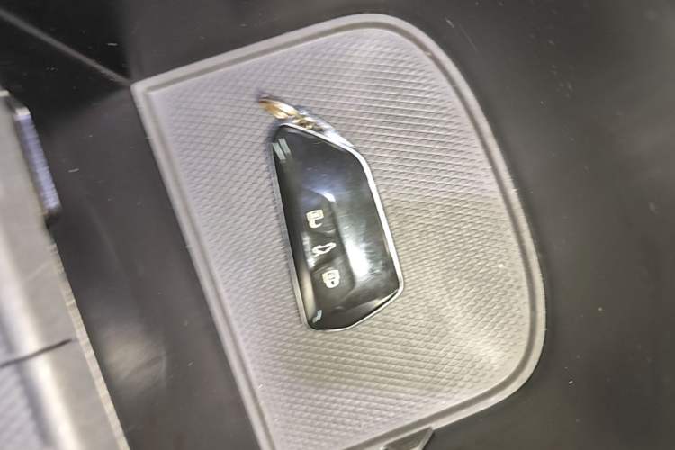 Used Volkswagen ID.UNYX 2024 Revised Ultra Long-Range Version Vehicle Key