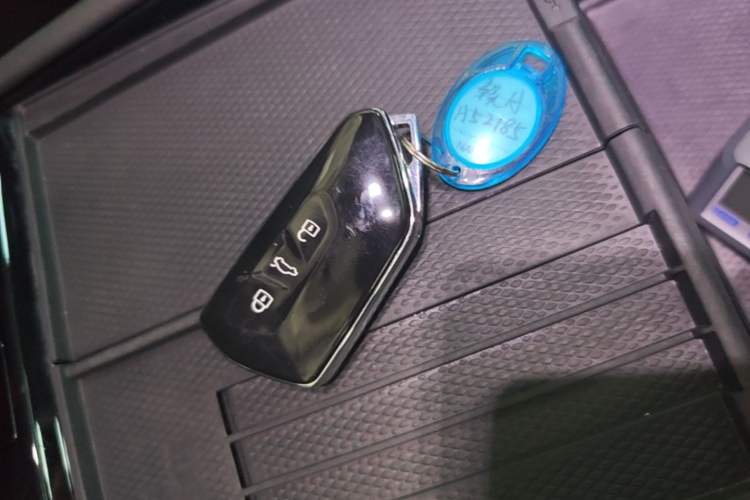 Used Volkswagen ID.UNYX 2024 Revised Pro Long-Range Version Vehicle Key
