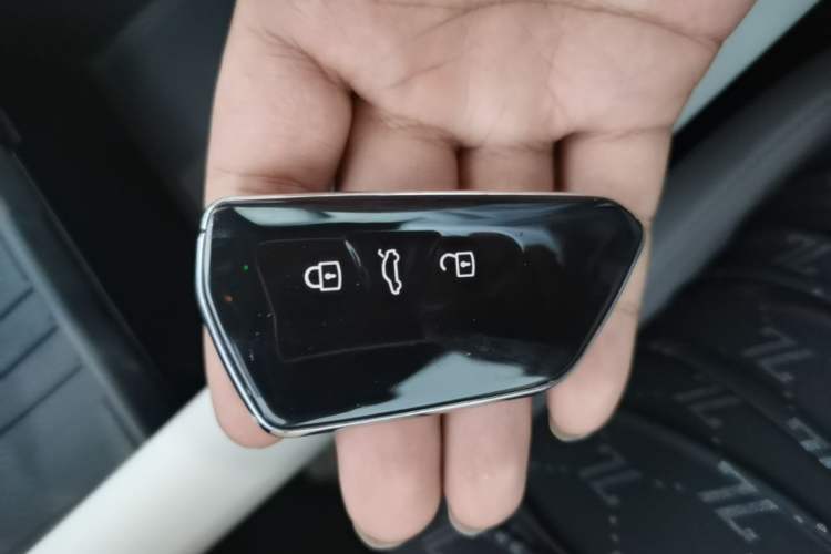 Used Volkswagen ID.UNYX 2024 Ultra Long-Range Version Vehicle Key