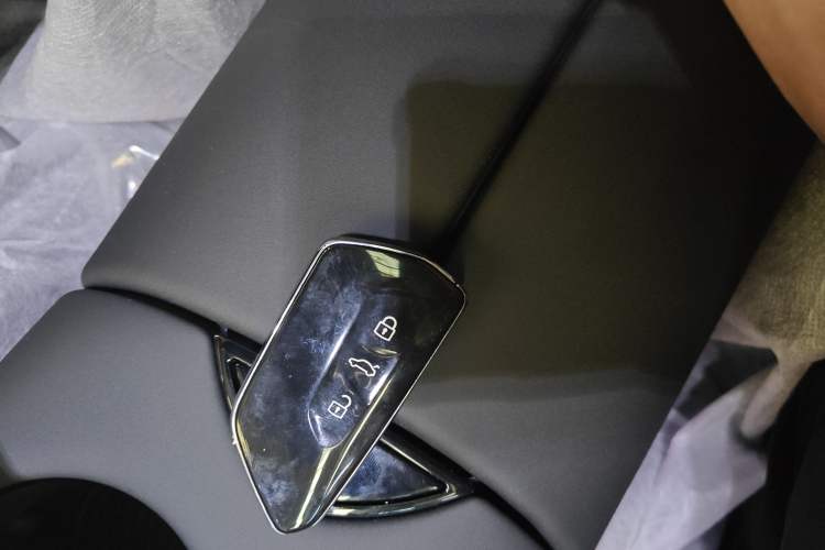 Used Volkswagen ID.UNYX 2024 Revised Pro Long-Range Version Vehicle Key