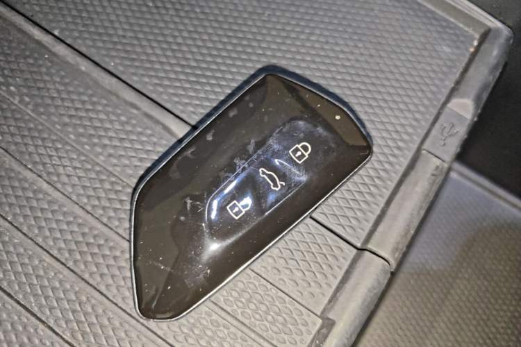 Used Volkswagen ID.UNYX 2024 Ultra Long-Range Version Vehicle Key