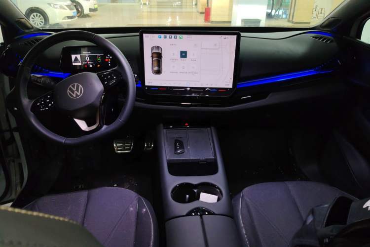 Used Volkswagen ID.UNYX 2024 Pro Long-Range Version Center Console