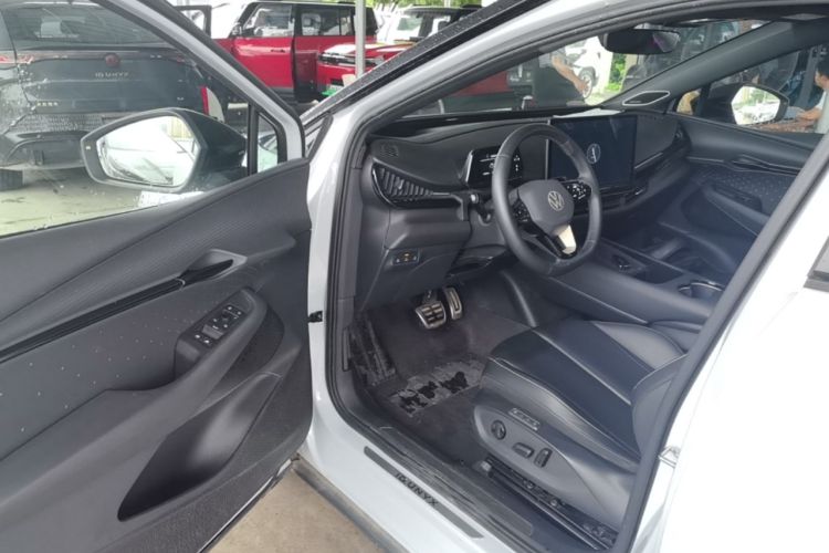 Used Volkswagen ID.UNYX 2024 Ultra Long-Range Version Driver Seat