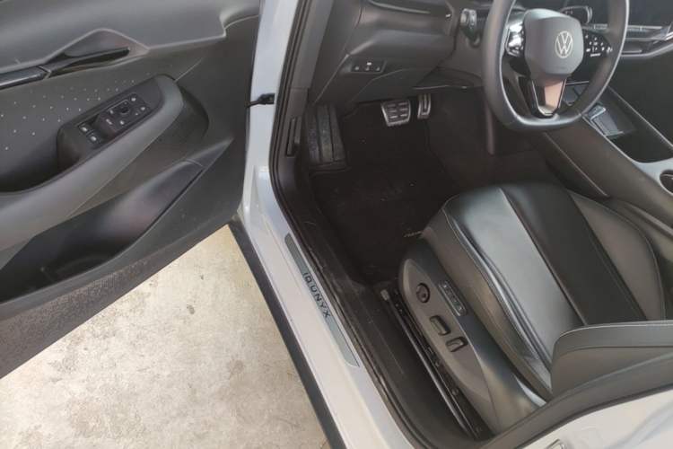 Used Volkswagen ID.UNYX 2024 Ultra Long-Range Version Driver Seat