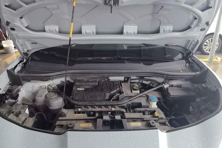 Used Volkswagen ID.UNYX 2024 Ultra Long-Range Version Engine Bay