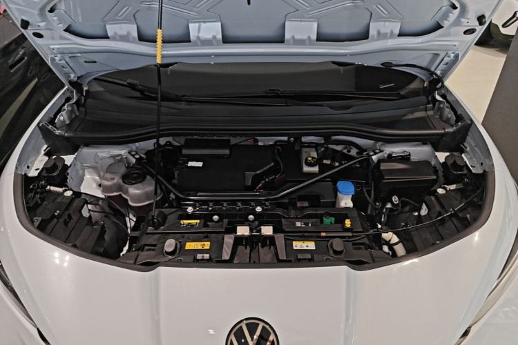 Used Volkswagen ID.UNYX 2024 Pro Long-Range Version Engine Bay