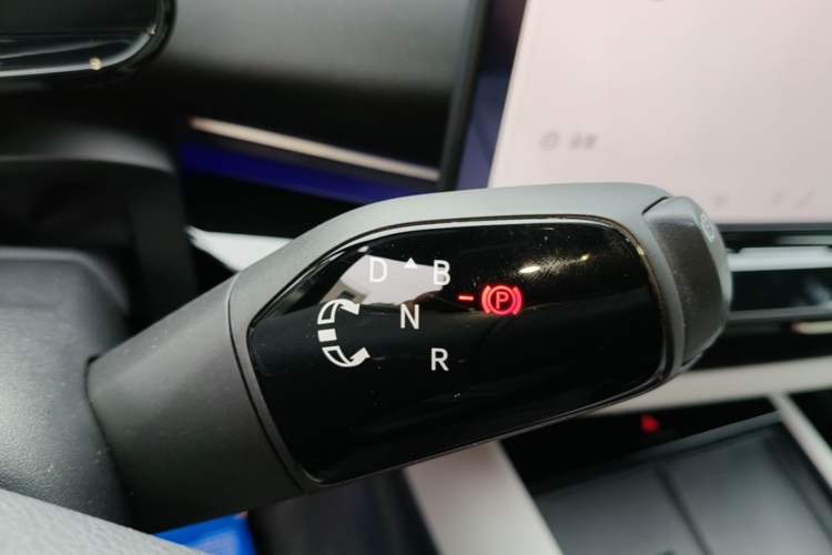 Used Volkswagen ID.UNYX 2024 Ultra Long-Range Version Gear Lever