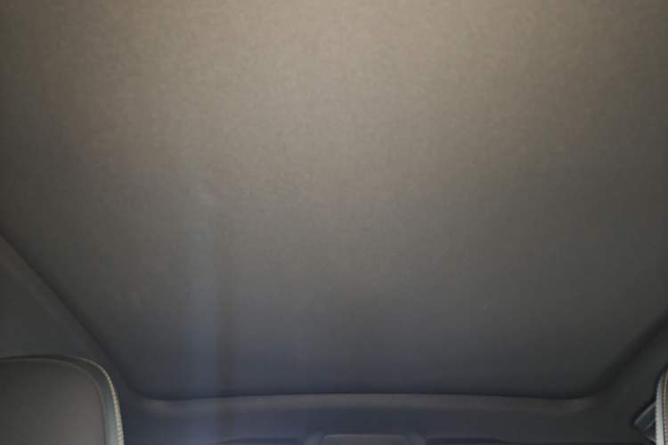 Used Volkswagen ID.UNYX 2024 Revised Ultra Long-Range Version Headliner